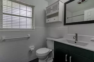 276 SW 7th Ave, Boca Raton, FL 33486 - Photo 31