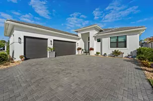 2044 SE Mosaic Blvd, Port Saint Lucie, FL 34984 - Photo 1