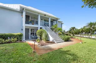 934 NW Spruce Ridge Dr, Stuart, FL 34994 - Photo 33