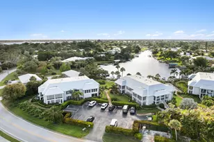 934 NW Spruce Ridge Dr, Stuart, FL 34994 - Photo 23