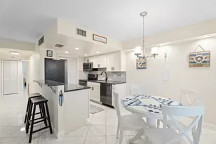 934 NW Spruce Ridge Dr, Stuart, FL 34994 - Photo 5