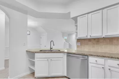 826 Dakota Drive #105, Jupiter, FL 33458 - Photo 13