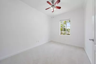 474 Capistrano Drive, Palm Beach Gardens, FL 33410 - Photo 17