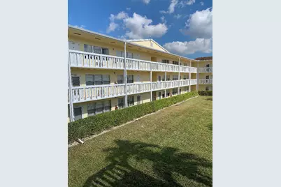 227 Dorset F, Boca Raton, FL 33434 - Photo 1