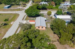 612 SW 9th St, Okeechobee, FL 34974 - Photo 5