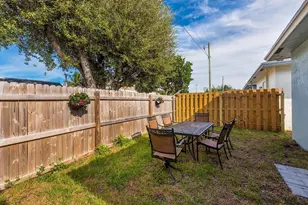 2671 Hiawatha Ave, West Palm Beach, FL 33409 - Photo 27
