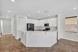 1464 NW Leonardo Cir, Port Saint Lucie, FL 34986 - Photo 19