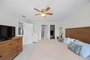 300 Diplomat Pkwy, Hallandale Beach, FL 33009 - Photo 9