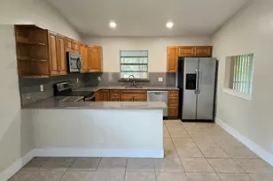 3921 NW 114th Ave, Coral Springs, FL 33065 - Photo 5