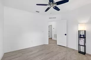 491 SE Lancaster Ave, Port Saint Lucie, FL 34984 - Photo 25