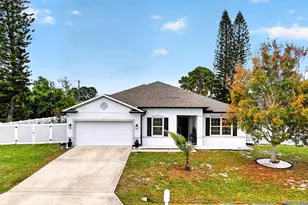 491 SE Lancaster Ave, Port Saint Lucie, FL 34984 - Photo 3