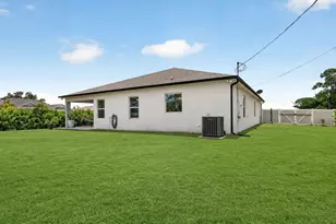491 SE Lancaster Ave, Port Saint Lucie, FL 34984 - Photo 43