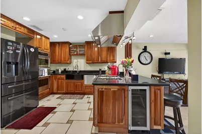 3040 Summit Street, Fort Pierce, FL 34982 - Photo 9