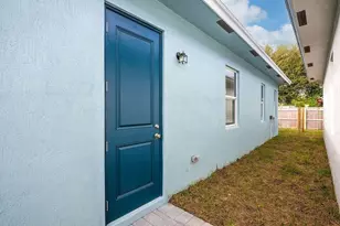 2677 Hiawatha Ave, West Palm Beach, FL 33409 - Photo 25