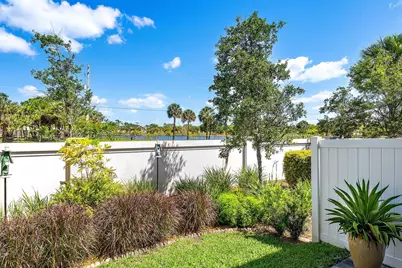 327 SE Halifax Lane, Stuart, FL 34994 - Photo 23