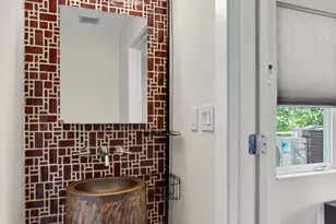 915 SE 2nd Ct, Fort Lauderdale, FL 33301 - Photo 21