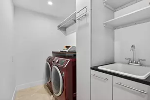 915 SE 2nd Ct, Fort Lauderdale, FL 33301 - Photo 57