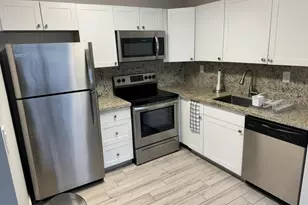 127 Flanders, Delray Beach, FL 33484 - Photo 5