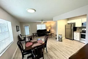 127 Flanders, Delray Beach, FL 33484 - Photo 3