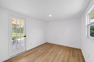 1537 E Breezy Ln, West Palm Beach, FL 33417 - Photo 7
