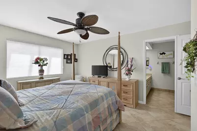 23 Lexington Lane W #B, Palm Beach Gardens, FL 33418 - Photo 29