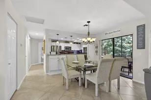 23 Lexington Ln W, Palm Beach Gardens, FL 33418 - Photo 23