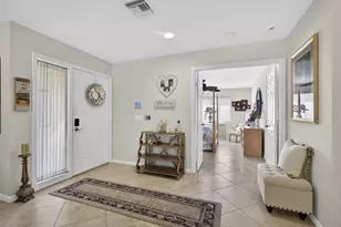 23 Lexington Ln W, Palm Beach Gardens, FL 33418 - Photo 3