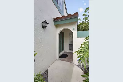 23 Lexington Lane W #B, Palm Beach Gardens, FL 33418 - Photo 37