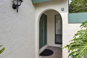 23 Lexington Ln W, Palm Beach Gardens, FL 33418 - Photo 37