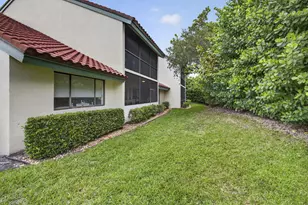 23 Lexington Ln W, Palm Beach Gardens, FL 33418 - Photo 43