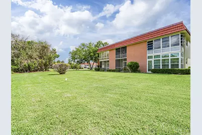 4 Vista Palm Lane #105, Vero Beach, FL 32962 - Photo 25