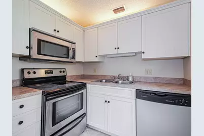 4 Vista Palm Lane #105, Vero Beach, FL 32962 - Photo 9