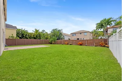 9825 Scribner Lane, Wellington, FL 33414 - Photo 35