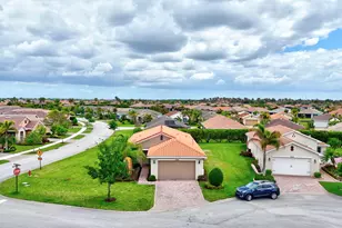 10250 SW Silverberry Ct, Port Saint Lucie, FL 34987 - Photo 9