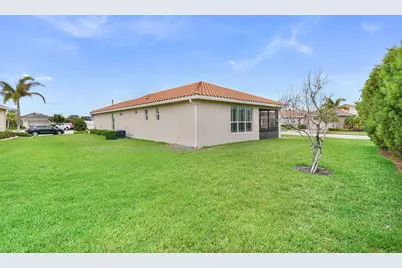 10250 SW Silverberry Court, Port Saint Lucie, FL 34987 - Photo 21