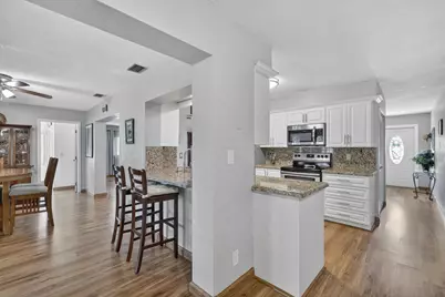 7005 NW 95th Terrace, Tamarac, FL 33321 - Photo 17