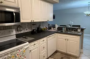 9645 NW 1st Ct, Pembroke Pines, FL 33024 - Photo 23