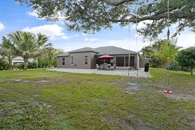 8015 97th Court, Vero Beach, FL 32967 - Photo 39