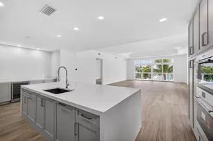 176 Lake Dr, Palm Beach Shores, FL 33404 - Photo 15