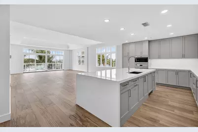 176 Lake Drive #1-302, Palm Beach Shores, FL 33404 - Photo 9
