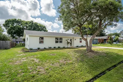 1911 SE Carvalho Street, Port Saint Lucie, FL 34983 - Photo 33