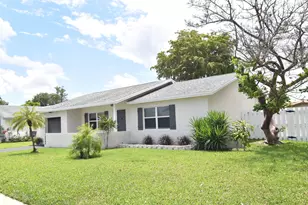 19287 Liberty Rd, Boca Raton, FL 33434 - Photo 15