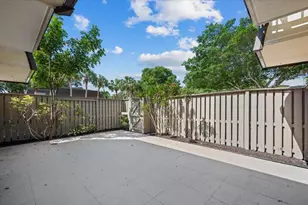 1417 14th Ct, Palm Beach Gardens, FL 33410 - Photo 5
