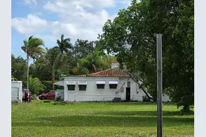 145 SW 3rd Avenue, Florida City, FL 33034 - Photo 3