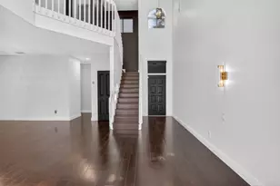 10530 Lake Vista Cir, Boca Raton, FL 33498 - Photo 9