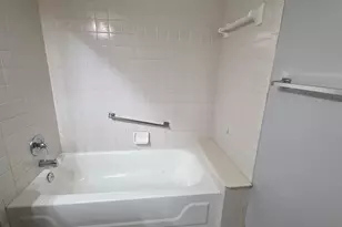1015 Green Pine Blvd, West Palm Beach, FL 33409 - Photo 17