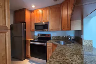 1015 Green Pine Blvd, West Palm Beach, FL 33409 - Photo 3