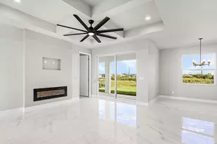 526 Braelyn St, Labelle, FL 33935 - Photo 3