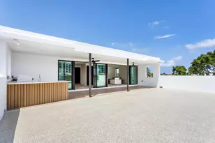 310 NE 2nd St, Boca Raton, FL 33432 - Photo 47