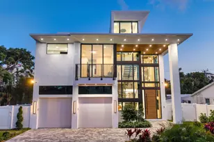 310 NE 2nd St, Boca Raton, FL 33432 - Photo 1
